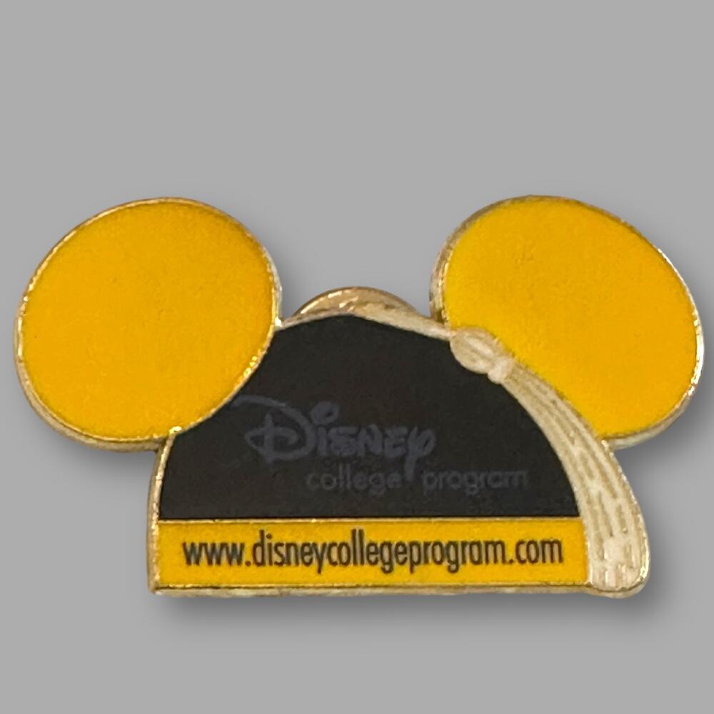 Disney Parks College Program Trading Pin Mickey Ears Hat Shape